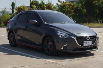 MAZDA 2 1.3 HIGH CONNECT ปี2017 (ขร9241)