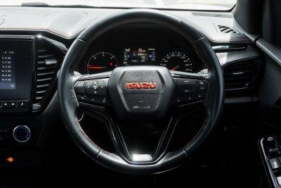 ISUZU D-MAX 1.9 X-SERIES CAB4 HI-LANDER AT ปี2020 จด2021 (งต7280)