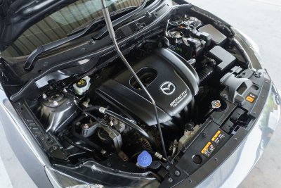 MAZDA 2 1.3 HIGH CONNECT ปี2017 (ขร9241)