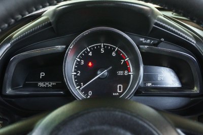 MAZDA 2 1.3 HIGH CONNECT ปี2017 (ขร9241)