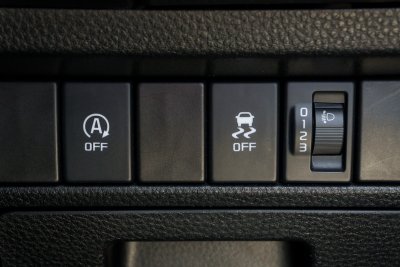 ISUZU D-MAX 1.9 X-SERIES CAB4 HI-LANDER AT ปี2020 จด2021 (งต7280)