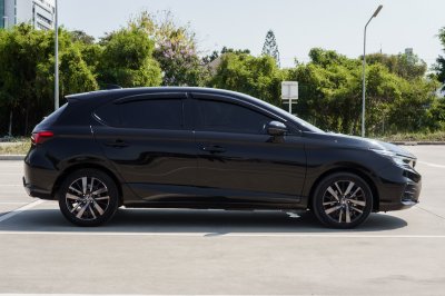 HONDA CITY 1.5 E:HEV RS HATCHBACK AT ปี2022 จด2023 (7ขต4520)