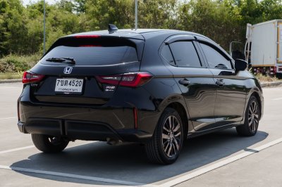 HONDA CITY 1.5 E:HEV RS HATCHBACK AT ปี2022 จด2023 (7ขต4520)