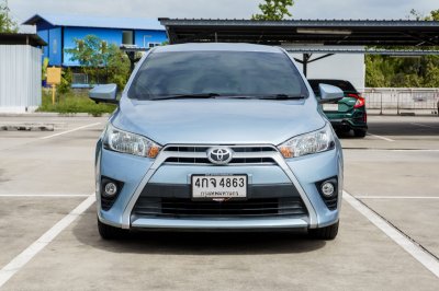 TOYOTA YARIS 1.2 E AT ปี 2015 (4กจ4863)