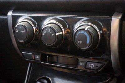 TOYOTA VIOS 1.5 ENTRY AT ปี 2019 (8กท7296)