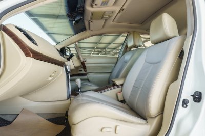 NISSAN TEANA 250 XV (V6) ปี2011 (ญภ2406)