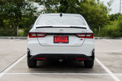 TOYOTA YARIS ATIV 1.5 HEV GR SPORT AT ปี 2025 (ภ-4264)