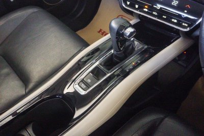 HONDA HR-V 1.8 EL AT ปี2020 (1ขน5397)