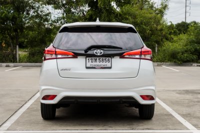 TOYOTA YARIS 1.2 SPORT PREMIUM AT ปี 2020 (1ขท5856)