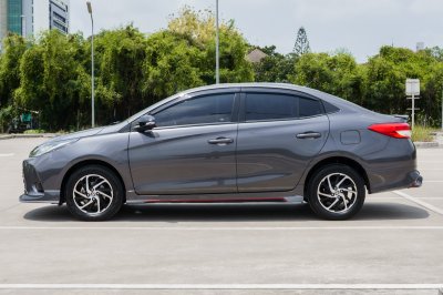 TOYOTA YARIS ATIV 1.2 SPORT AT ปี2021 (2ขณ7415)