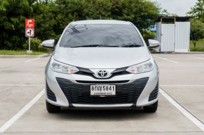 TOYOTA YARIS 1.2 E AT ปี 2018 (8กญ5841)