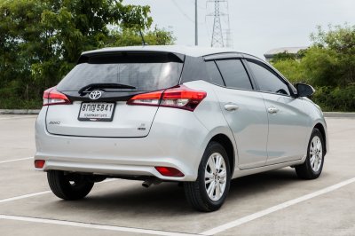 TOYOTA YARIS 1.2 E AT ปี 2018 (8กญ5841)