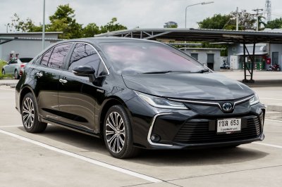 TOYOTA ALTIS 1.8 HV HI AT ปี 2020 (1ขล653)