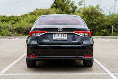 TOYOTA ALTIS 1.8 HV HI AT ปี 2020 (1ขล653)