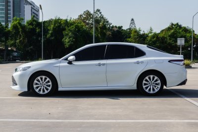 TOYOTA CAMRY 2.5 HV PREMIUM AT ปี 2020 (1ขฎ3385)