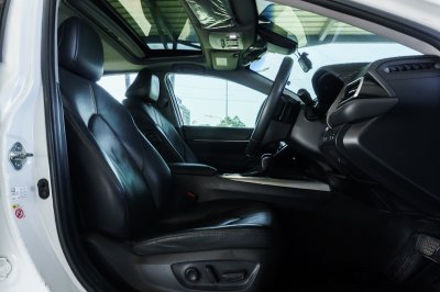 TOYOTA CAMRY 2.5 HV PREMIUM AT ปี 2020 (1ขฎ3385)