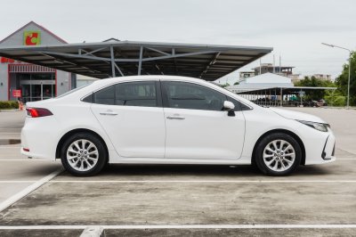 TOYOTA ALTIS 1.6 G AT ปี 2020 (9กอ5309)