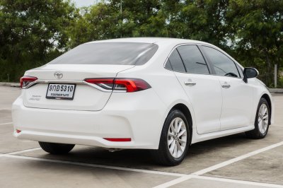 TOYOTA ALTIS 1.6 G AT ปี 2020 (9กอ5310)