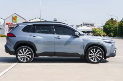 TOYOTA COROLLA CROSS 1.8 HYBRID PREMIUM SAFETY ปี2021 (1ขอ9856)