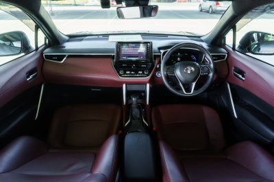 TOYOTA COROLLA CROSS 1.8 HYBRID PREMIUM SAFETY ปี2021 (1ขอ9856)