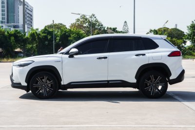 TOYOTA COROLLA CROSS 1.8 HYBRID PREMIUM ปี2021 (2ขภ8797)