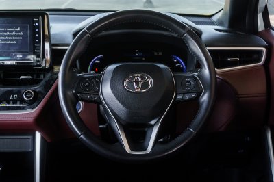 TOYOTA COROLLA CROSS 1.8 HYBRID PREMIUM ปี2021 (2ขภ8797)