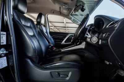 MITSUBISHI PAJERO SPORT 2.4 GT ปี2016 (5กธ5219)