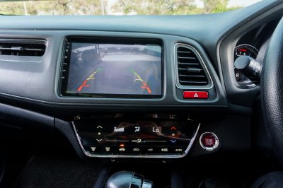 HONDA HR-V 1.8 EL ปี2017 (6กฬ2859)