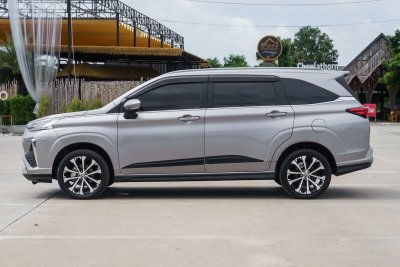 TOYOTA VELOZ 1.5 PREMIUM ปี2023 (4ขฐ4760)