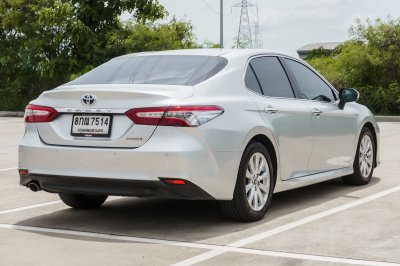 TOYOTA CAMRY 2.5 HV PREMIUM AT ปี 2019 (8กณ7514)