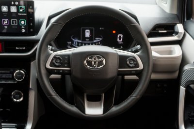 TOYOTA VELOZ 1.5 PREMIUM ปี2023 (4ขฐ4760)