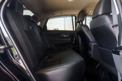 TOYOTA YARIS ATIV 1.2 PREMIUM AT ปี 2022 (4ขก3523)