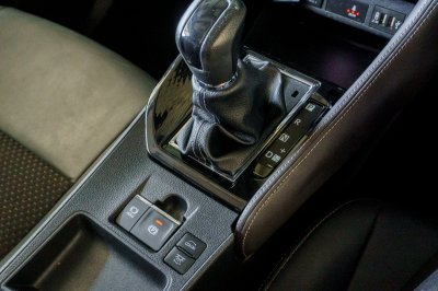 TOYOTA YARIS ATIV 1.2 PREMIUM AT ปี 2022 (4ขก3523)