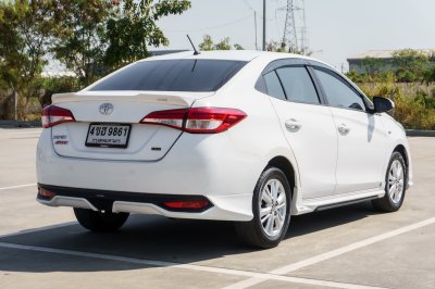 TOYOTA YARIS ATIV 1.2 MID AT ปี 2020 (4ขฮ9861)