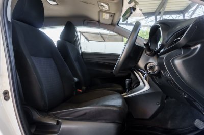 TOYOTA YARIS ATIV 1.2 MID AT ปี 2020 (4ขฮ9861)