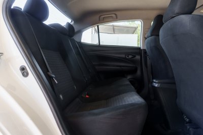 TOYOTA YARIS ATIV 1.2 MID AT ปี 2020 (4ขฮ9861)