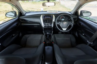 TOYOTA YARIS ATIV 1.2 MID AT ปี 2020 (4ขฮ9861)