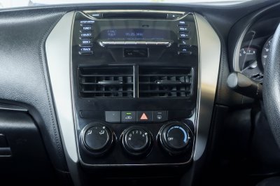 TOYOTA YARIS ATIV 1.2 MID AT ปี 2020 (4ขฮ9861)