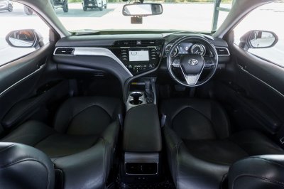 TOYOTA CAMRY 2.5 HYBRID ปี2020 (ขท9377)