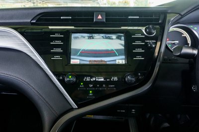 TOYOTA CAMRY 2.5 HYBRID ปี2020 (ขท9377)