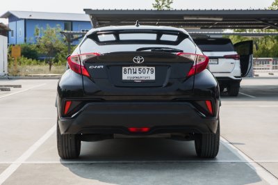 TOYOTA C-HR 1.8 MID AT ปี 2018 (8กน5079)