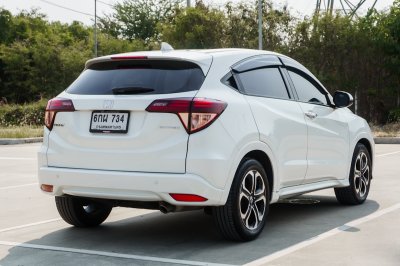 HONDA HR-V 1.8 E LIMITED ปี2017 (6กผ734)