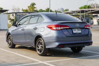 TOYOTA YARIS ATIV 1.2 SPORT ปี2020 (ขง7928)