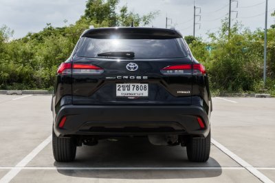 TOYOTA COROLLA CROSS 1.8 HYBRID PREMIUM SAFETY ปี2021 (2ขช7808)