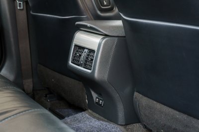 TOYOTA CAMRY 2.5 HYBRID ปี2021 (9กฉ2268)