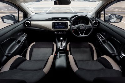 NISSAN ALMERA 1.0 VL ปี2021 (กธ7568)