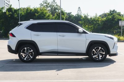 TOYOTA YARIS CROSS 1.5 HEV PREMIUM ปี2023 (5ขฉ5453)