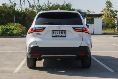 TOYOTA YARIS CROSS 1.5 HEV PREMIUM ปี2023 (5ขฉ5453)