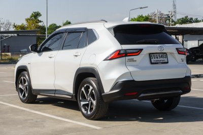 TOYOTA YARIS CROSS 1.5 HEV PREMIUM ปี2023 (5ขฉ5453)