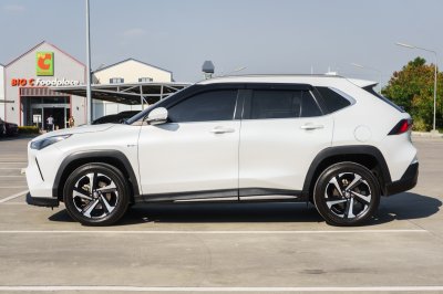 TOYOTA YARIS CROSS 1.5 HEV PREMIUM ปี2023 (5ขฉ5453)